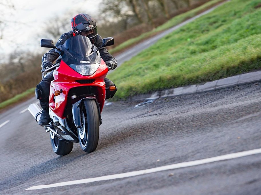 YAMAHA YZF600 THUNDERCAT (1996-2003) Motorcycle Review | MCN