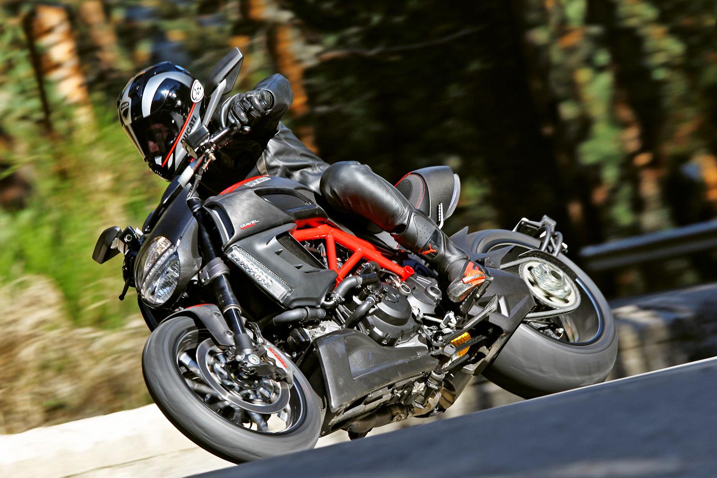 Ducati Diavel 1260 Carbon