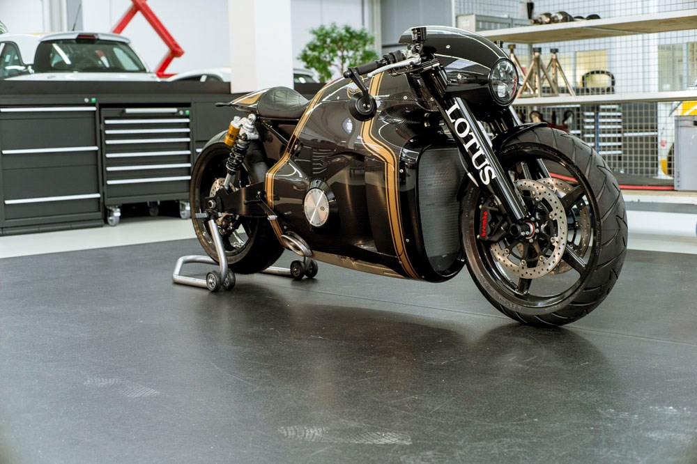 World Exclusive Lotus C 01 Superbikes Ready To Roll Mcn