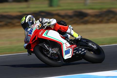 Australian WSS: Cluzel on pole for season opener