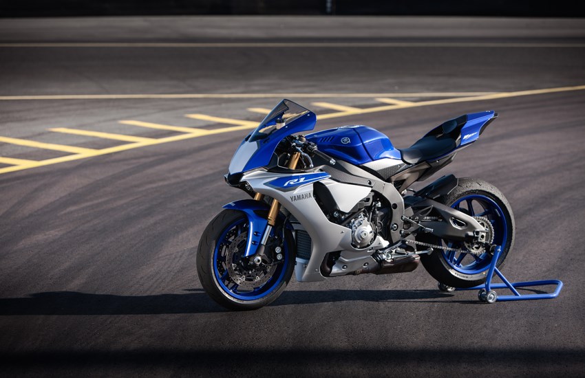 First Ride: 2015 Yamaha R1 & R1M | MCN