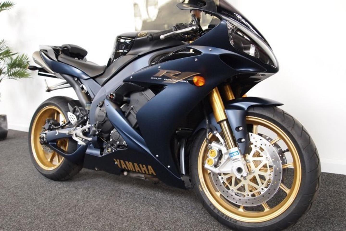 Yamaha YZF r1 SP