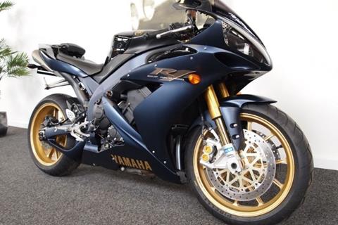 Bike of the Day: Yamaha R1 SP