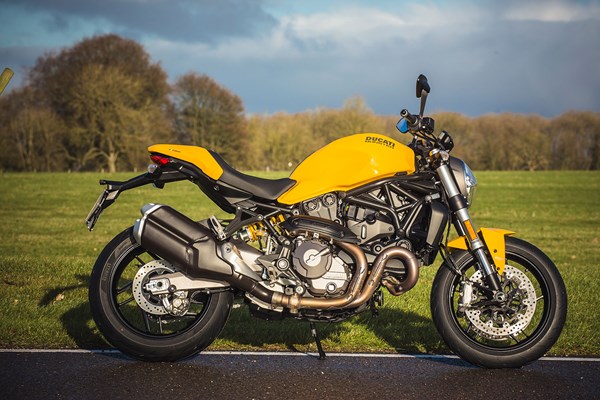 ducati monster 821 yellow