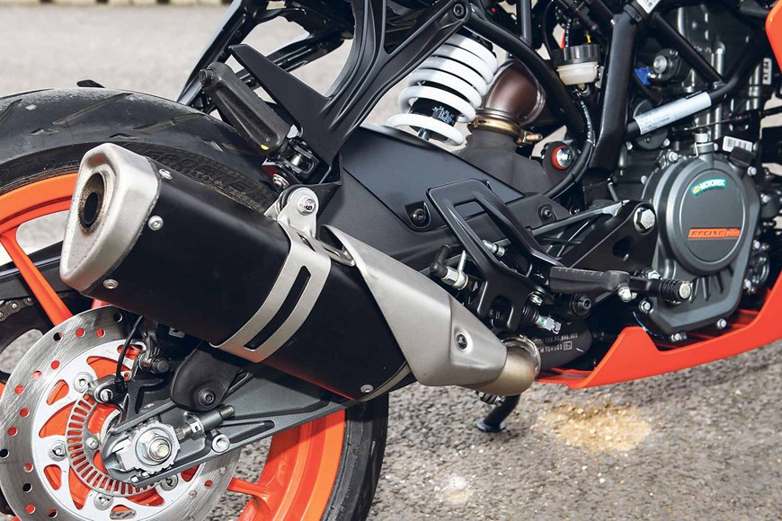 ktm rc 125 exhaust