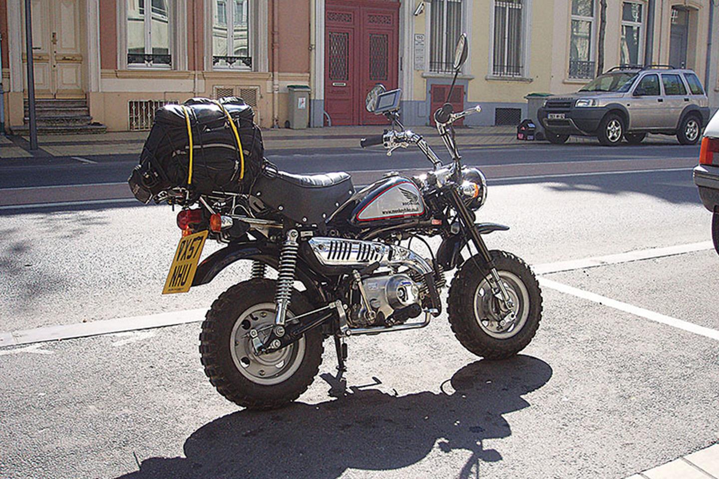 honda monkey touring.