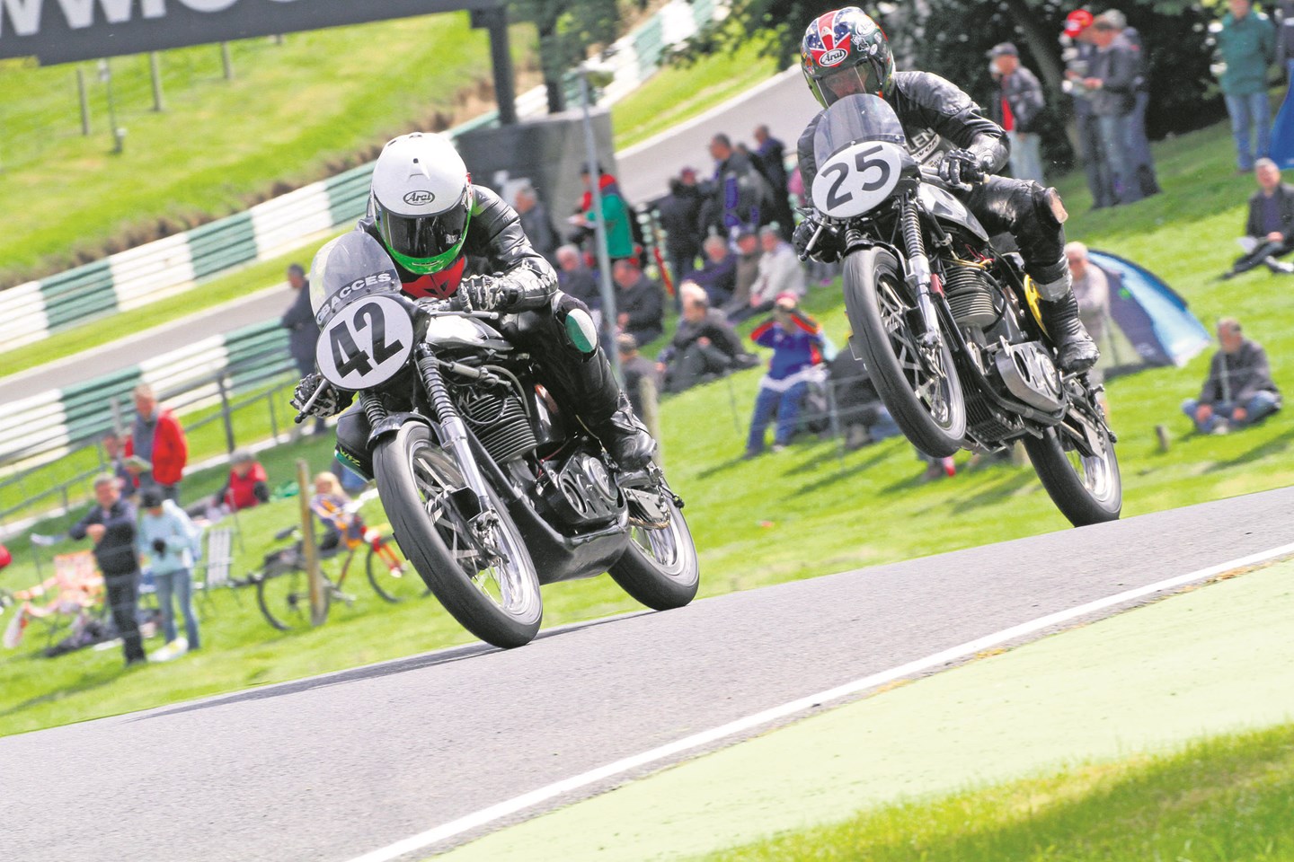 Gallery Cadwell Park International Classic MCN