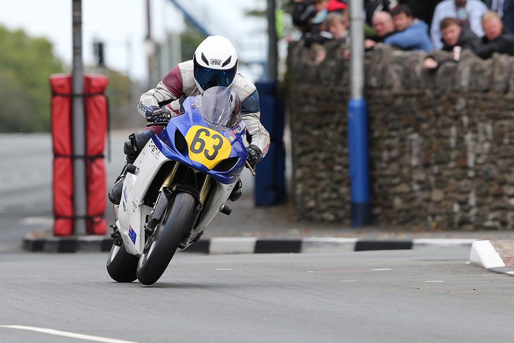 Manx GP racer David Taylor has died MCN