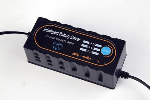 Product Review: Gear Gremlin intelligent 12v battery charger (£49.99)