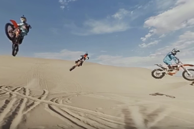 Jumping sand dunes in virtual reality