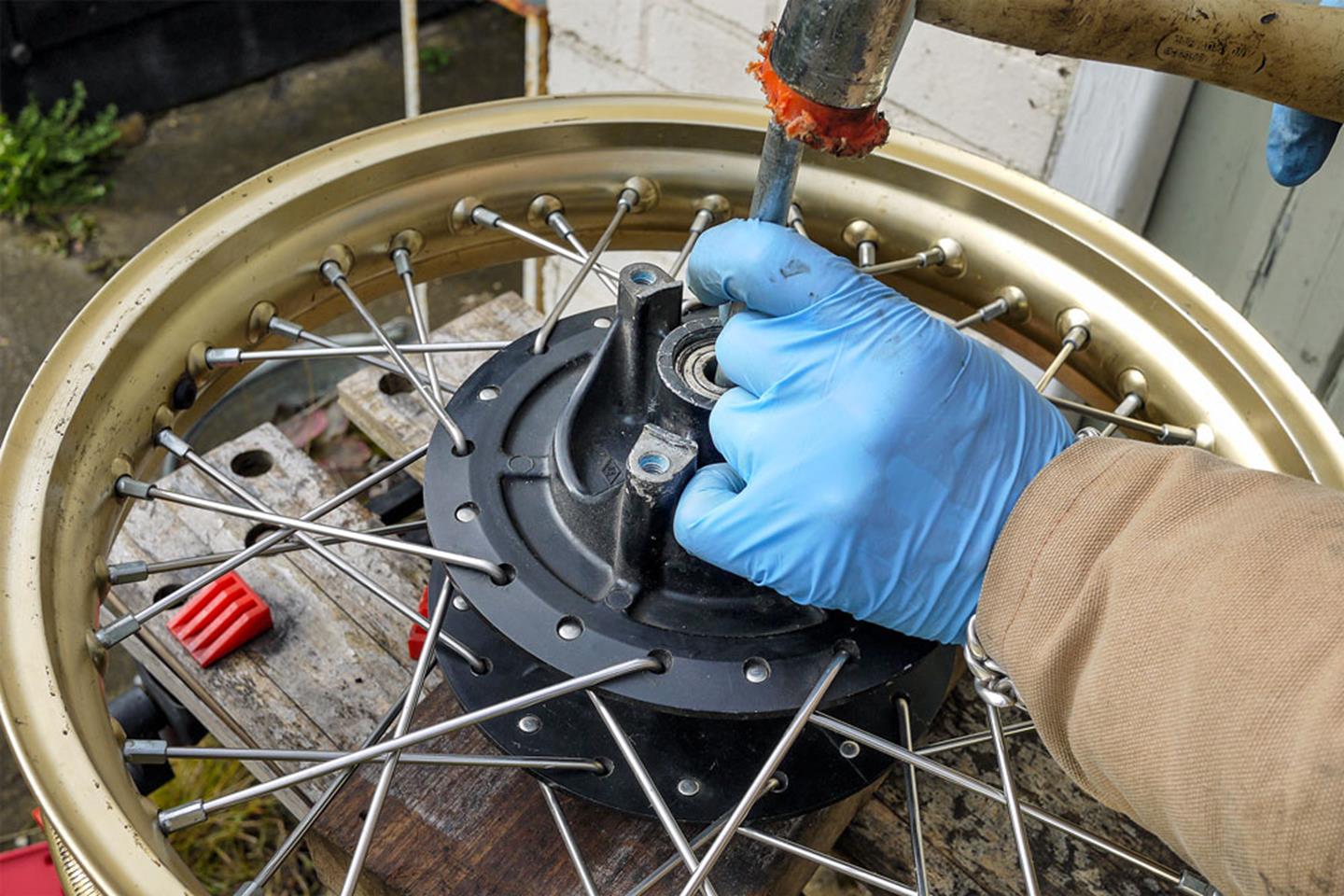 How to change wheel bearings MCN