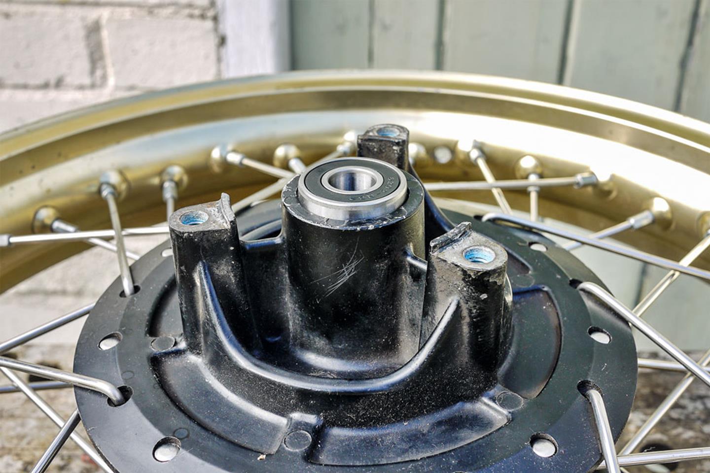 How to change wheel bearings MCN