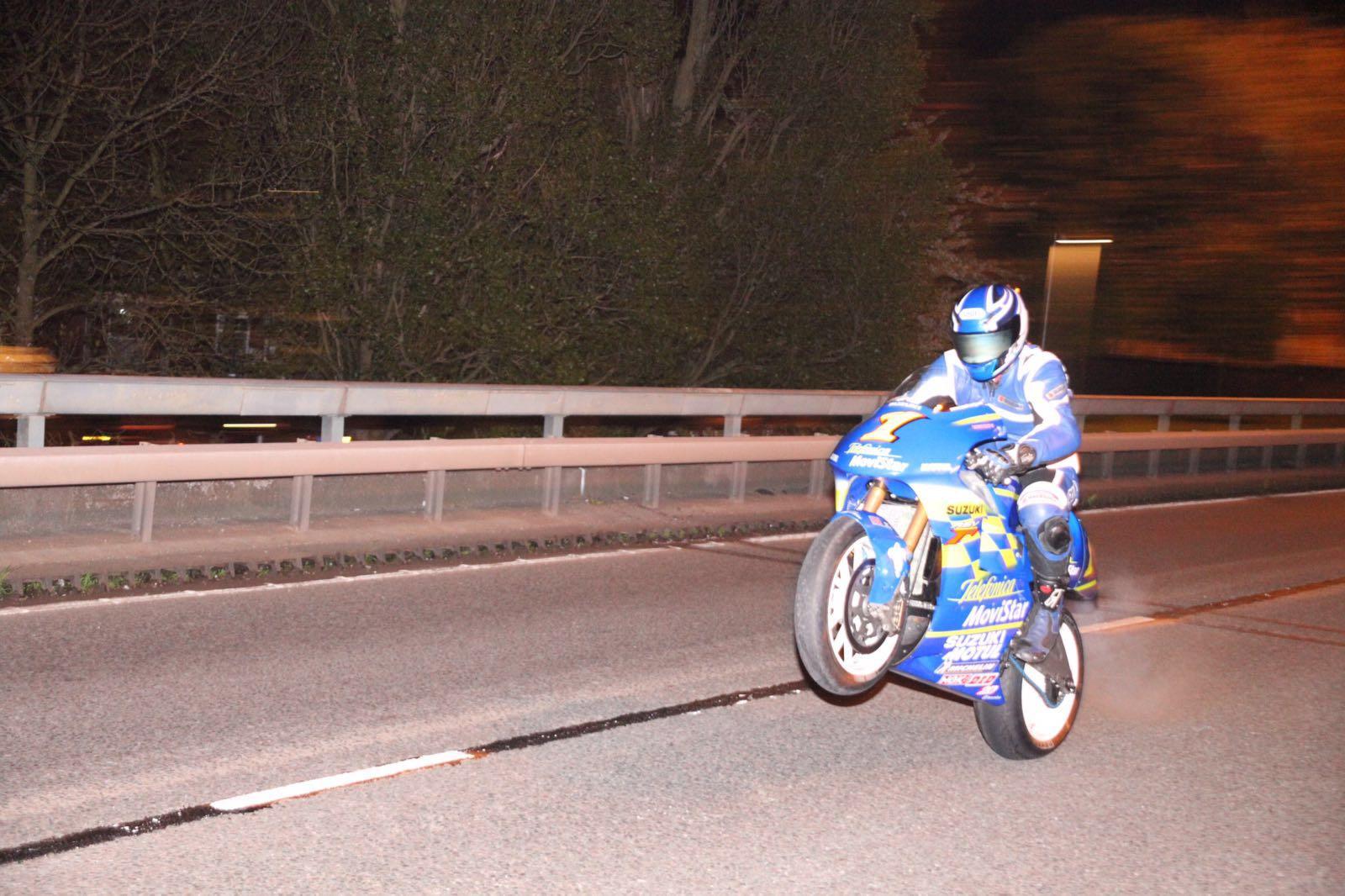 Suzuki RGV500 tears up Coventry ring road MCN