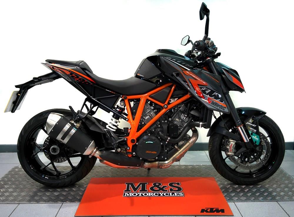 super bike ktm