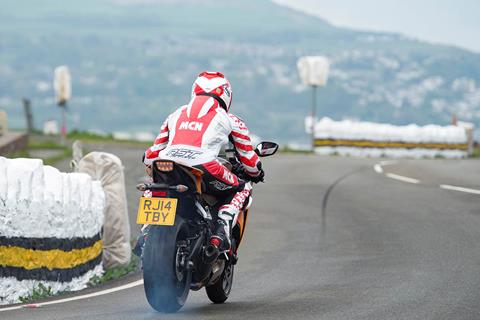 Gallery: Riding the Suzuki GSX-R1000 and Honda Fireblade