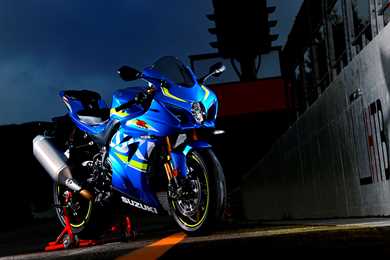 Intermot: All-new 2017 Suzuki GSX-R1000R revealed
