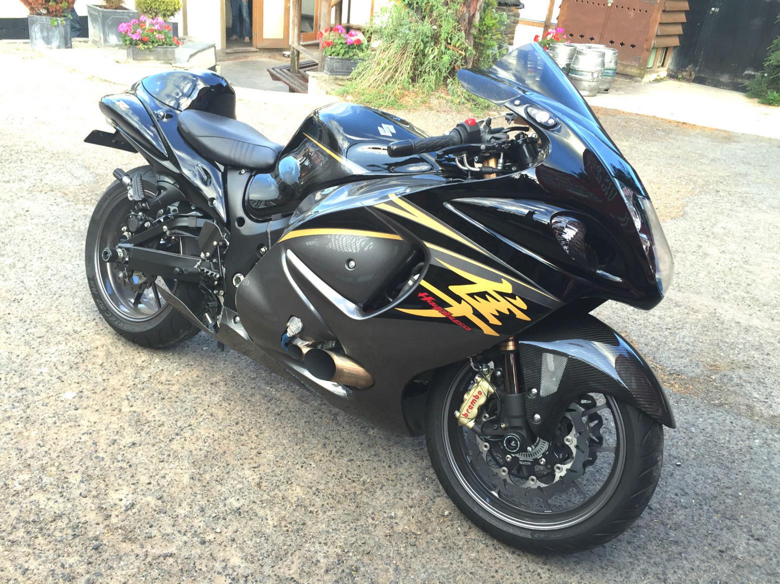 300 4 Suzuki Hayabusa