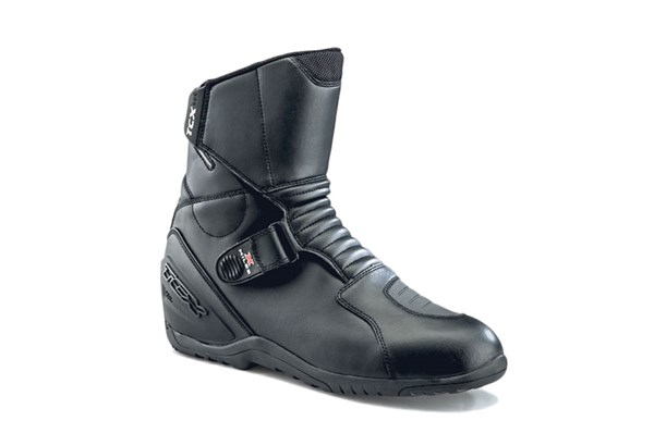 waterproof boots under 100