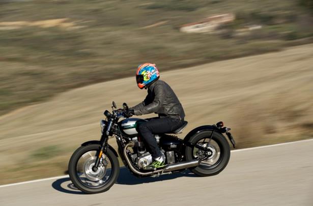 triumph bobber tall rider