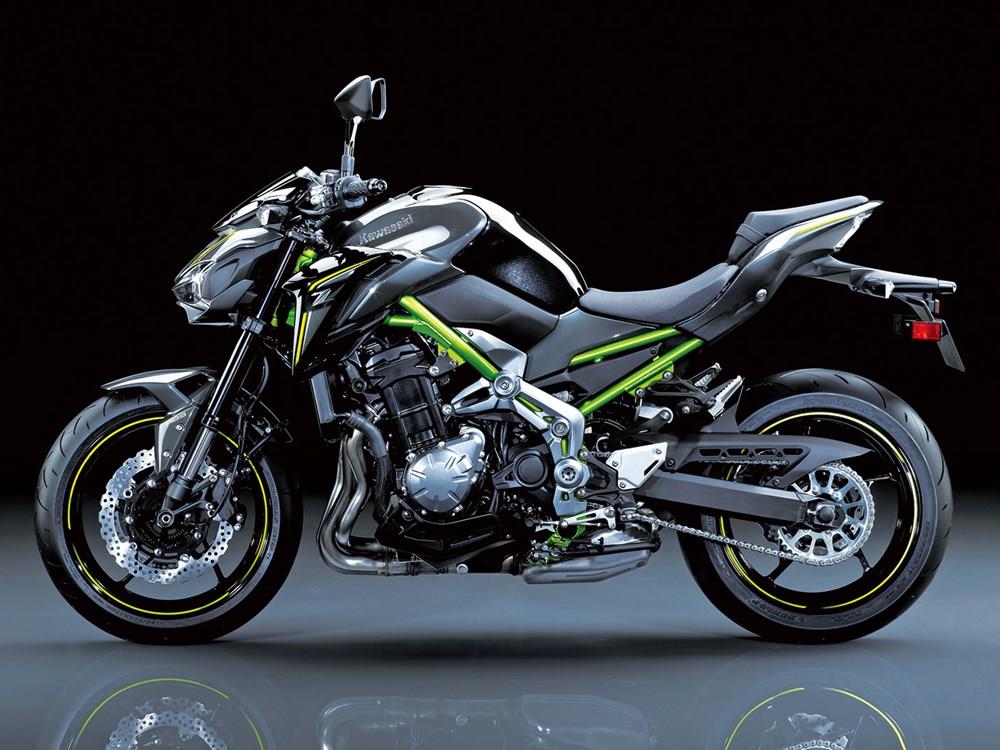 Kawasaki Z900 17 On Review Speed Specs Prices Mcn