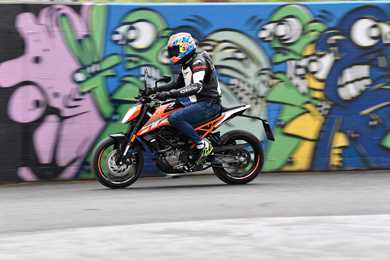 2017 125cc bike of the year: KTM 125 Duke