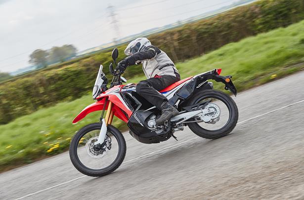 Honda Crf250 Rally Review 17 On A Great Lightweight Adventure Bike Mcn
