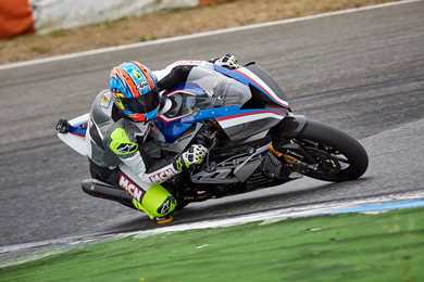 Video: BMW HP4 Race is the real WSB deal
