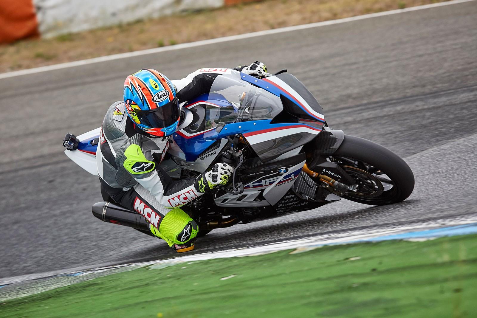 BMW hp4 Race 2019