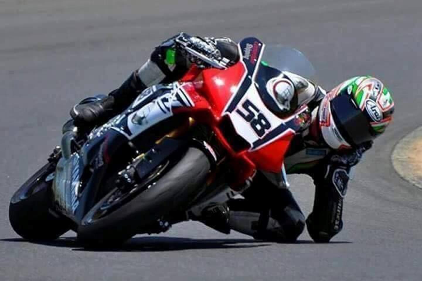 MCN users show us their knee down pics MCN