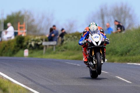 Ulster GP: Hickman pips Anstey in opening Supersport session