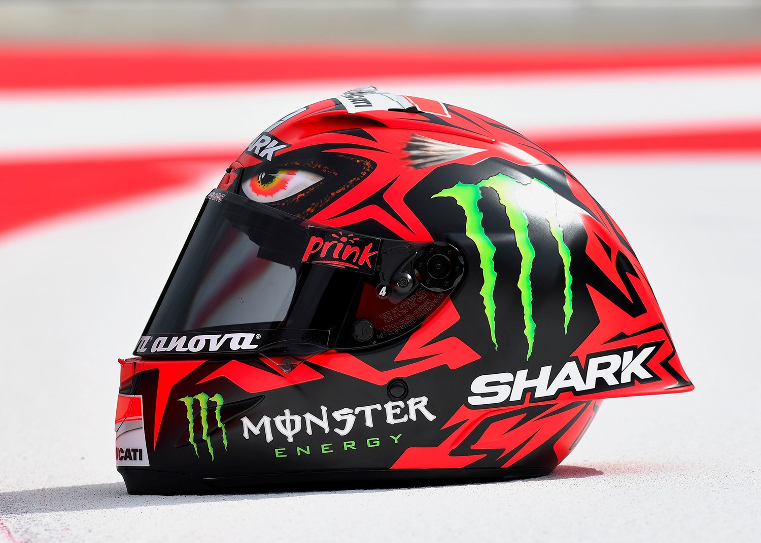 MotoGP Lorenzo unveils 'Diablo' helmet