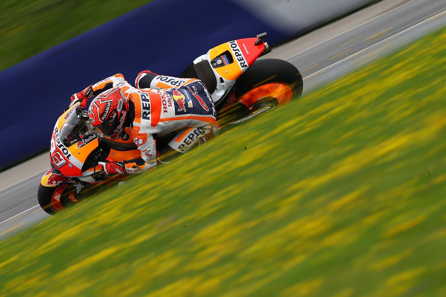 motogp marquez blitzes the