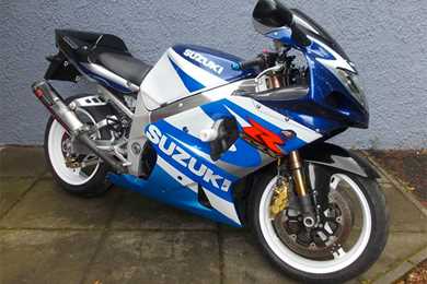 Relentless reveal their 2010 BSB GSX-R1000 | MCN