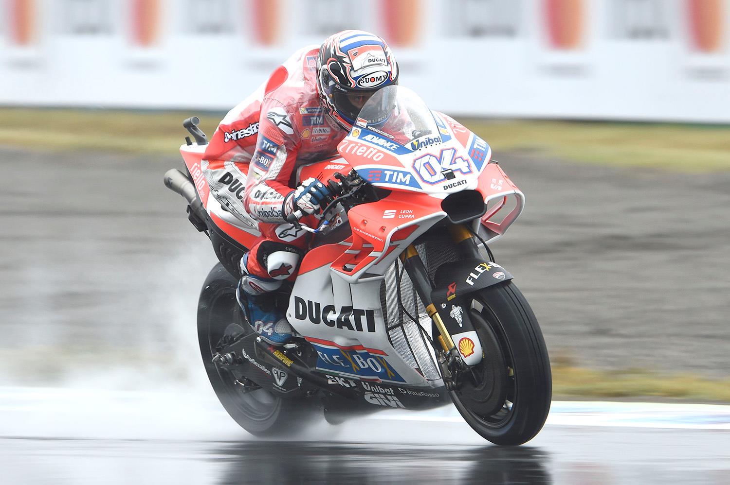 MotoGP Dovizioso Makes The Most Of The Rain In Motegi MCN