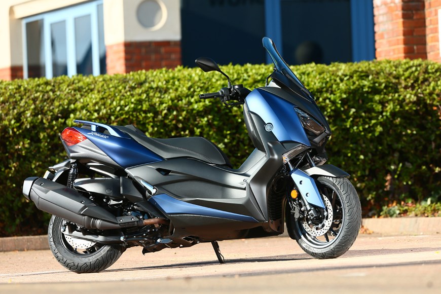 YAMAHA XMAX 400 (2018on) Review Speed,