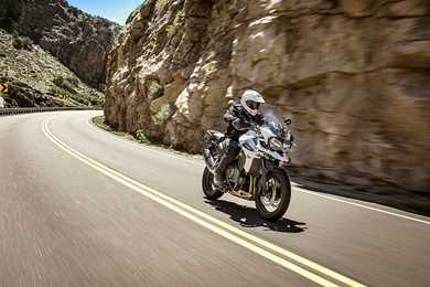 New Triumph Tiger 1200 and 800 sharpen their claws