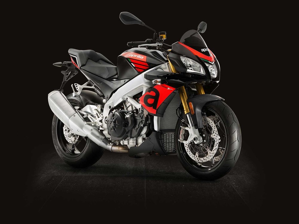 Aprilia Tuono V4 1100 Factory 17 19 Review Mcn