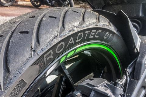 Product review: Metzeler Roadtec 01 tyres