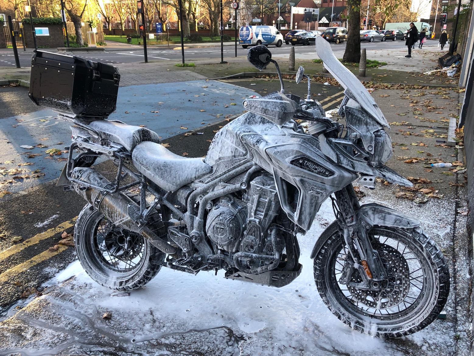 triumph tiger 1200 luggage