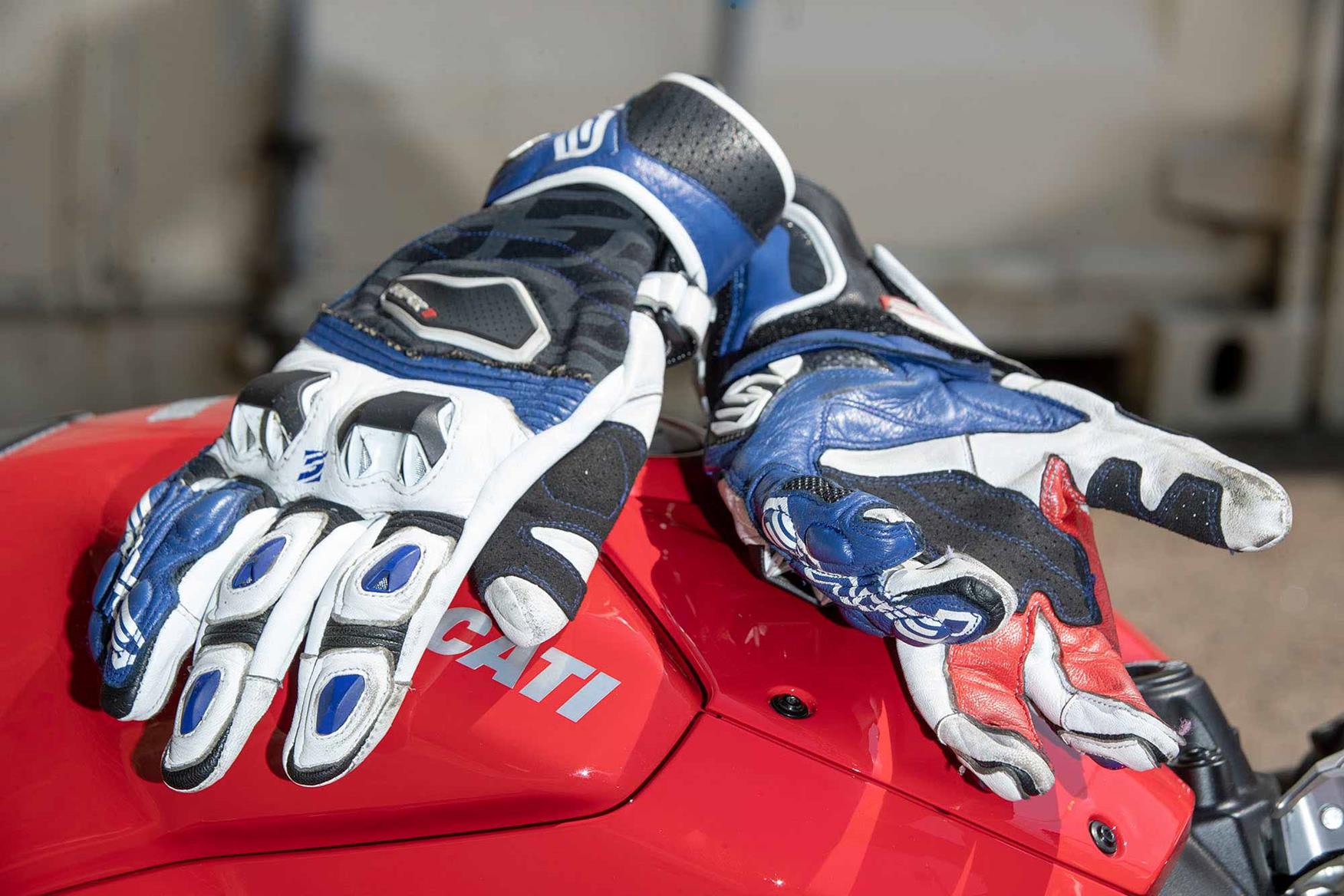 Product review Five RFX1 gloves MCN