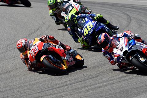 How to overtake safely on a trackday