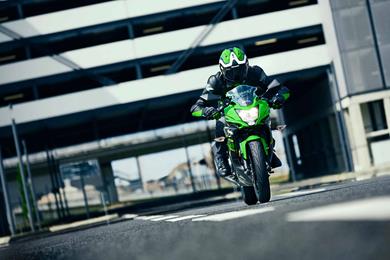 Kawasaki unveil 2019 Ninja 125