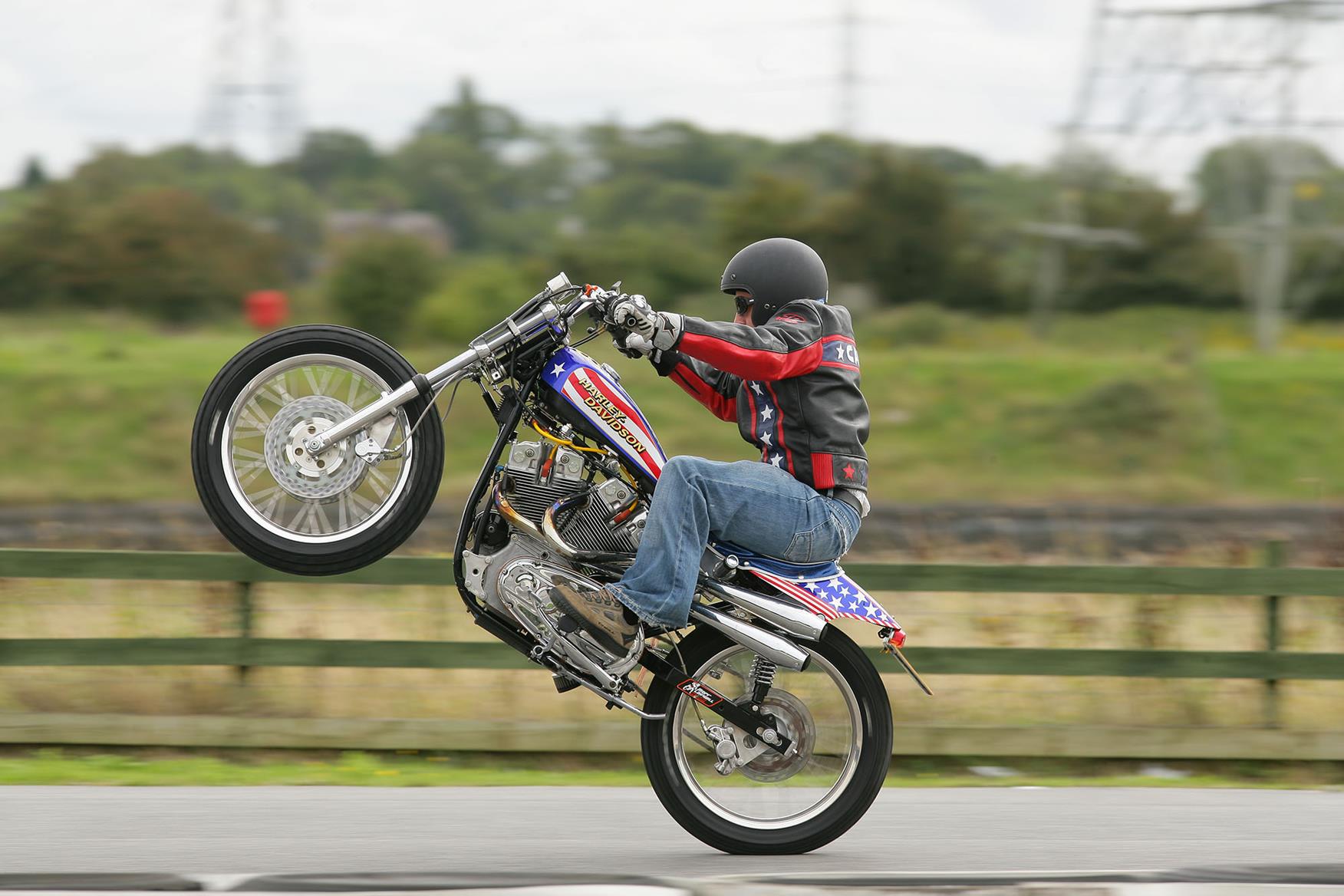 The day MCN rode an Evel Knievel Harley-Davidson XR750 ...