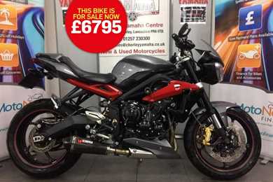 Bike of the day: Triumph Street Triple R