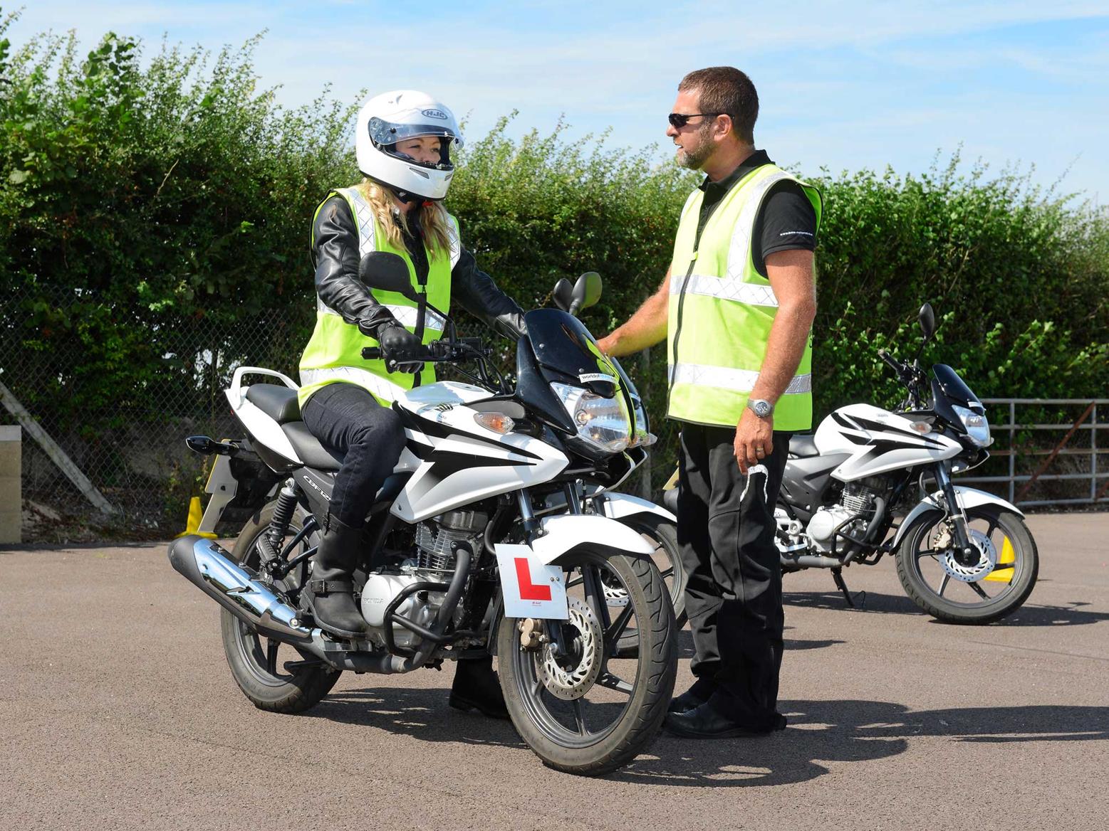 How To Pass Your Cbt And Ride A Motorbike On L-Plates | Mcn