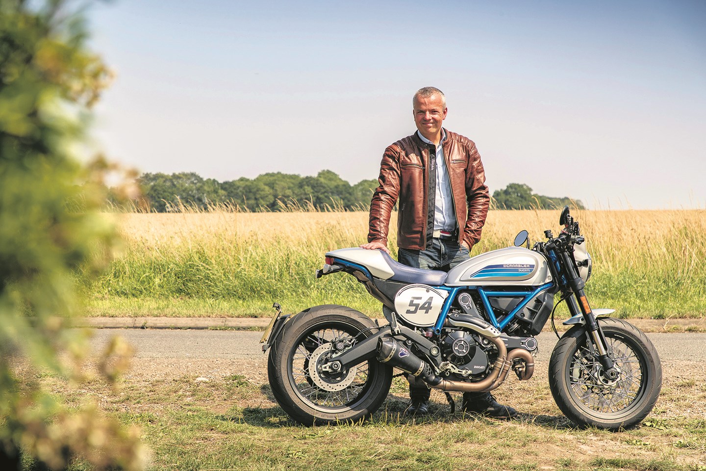 Mcn Fleet Simon Meets Another Owner To Swap Scrambler Stories Mcn