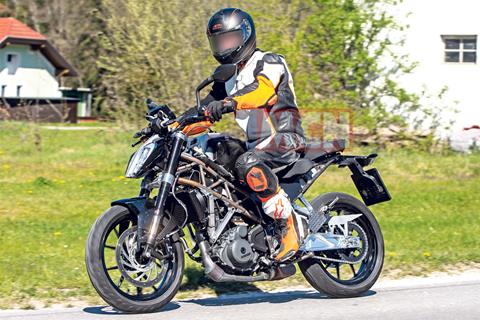Spied: KTM out testing a bigger 390 Duke