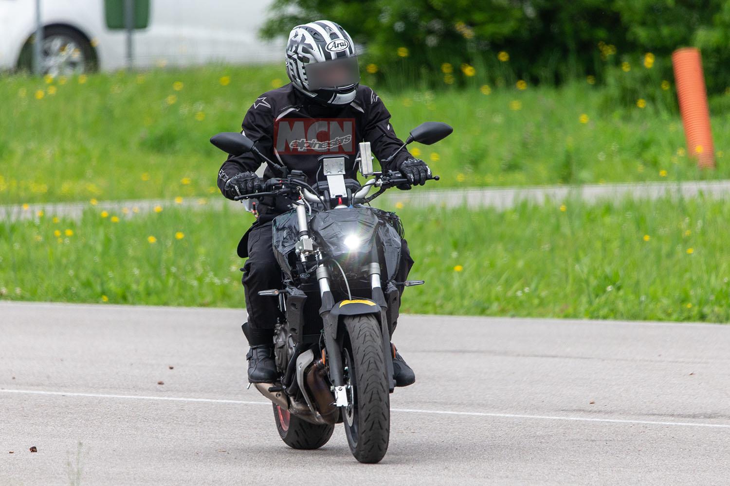 New Yamaha Mt 07 Spied In Testing Mcn