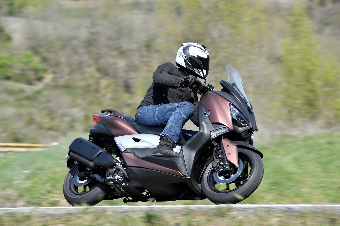 Yamaha Xmax 300 17 On Review Mcn