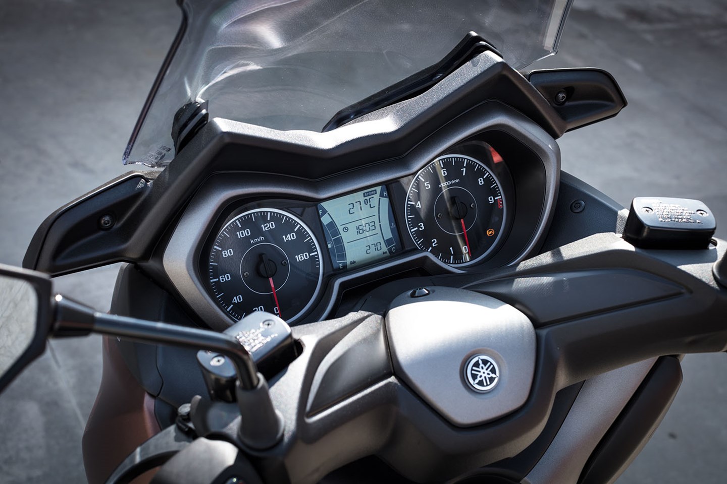Yamaha Xmax 300 17 On Review Mcn Yamaha Xmax 300 17 On Review Mcn